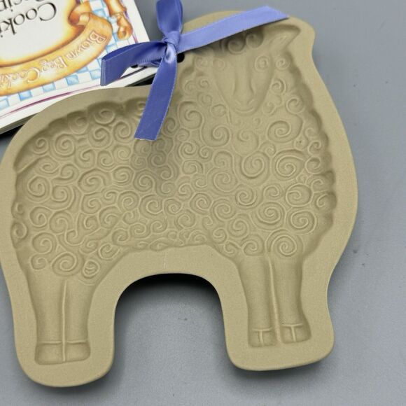 Vtg Brown Bag Cookie Art Mold Sheep Cookie Press 1983 Easter Wooly Lamb Recipes - Picture 2 of 6